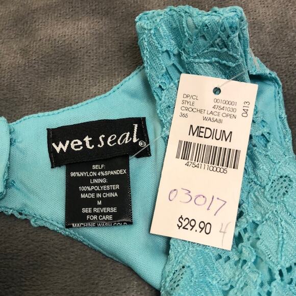 Wet Seal NWT Lace Dress with Cut-outs Juniors Size Medium Party Summer Y2K - Picture 4 of 7